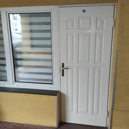 Pokoj Parterowy 200 Metrow Od Morza Miedzyzdroje Exterior photo