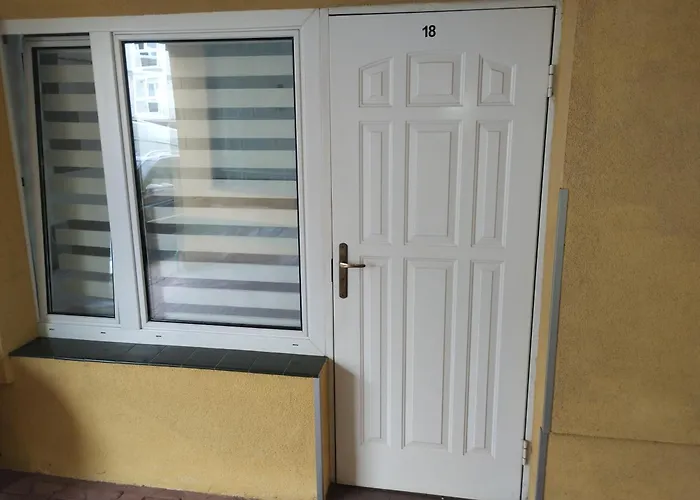 Pokoj Parterowy 200 Metrow Od Morza